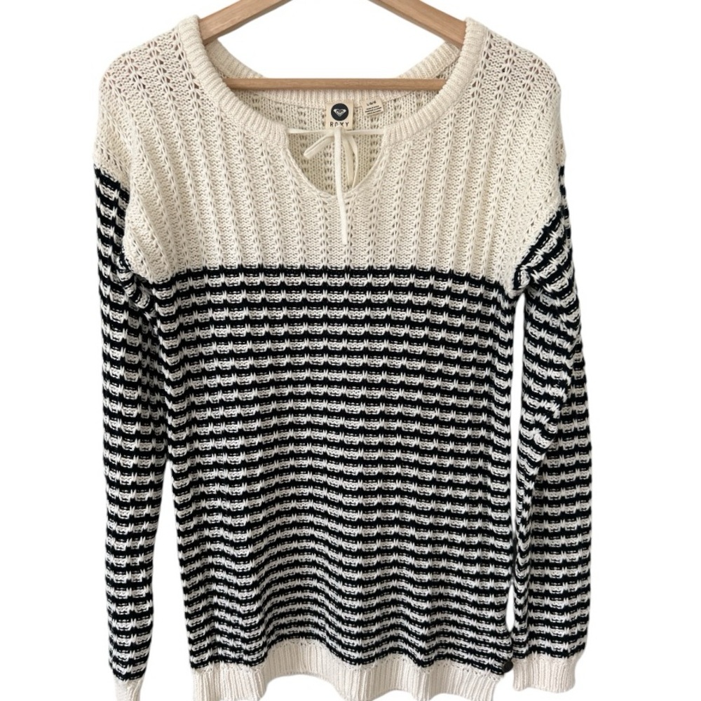 ROXY Large Sweater Beautiful! Off white dark blue black